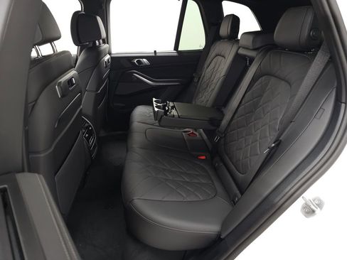 Used 2026 BMW X5 M60i AWD/4WD image 33