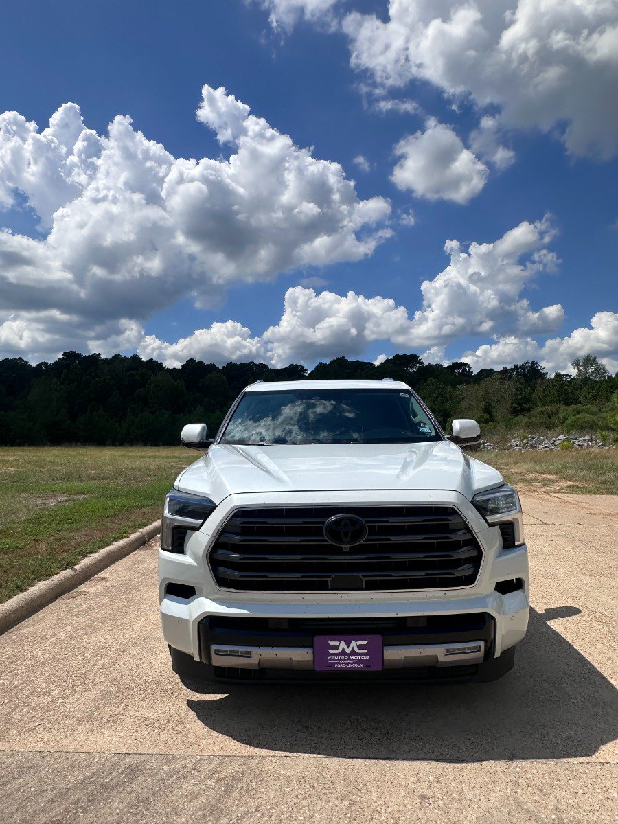 Used 2024 Toyota Sequoia Limited AWD/4WD image 5