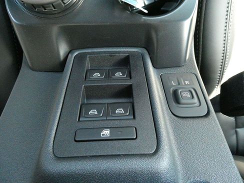 New 2026 Ford Bronco Outer Banks w/ Black Appearance Package AWD/4WD image 20