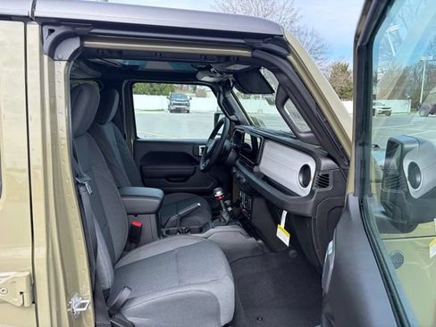 New 2026 Jeep Wrangler Unlimited Sport AWD/4WD image 28