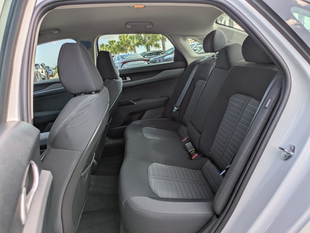 New 2026 Kia K5 LXS FWD image 12