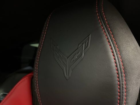 Used 2020 Chevrolet Corvette Stingray Premium Cpe w/ 3LT Preferred Equipment Group image 33