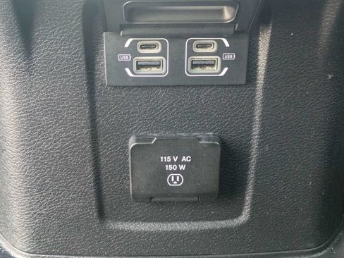 Used 2023 Jeep Wrangler Unlimited Sahara AWD/4WD image 14