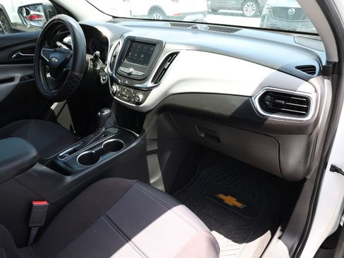 Used 2019 Chevrolet Equinox LS FWD image 17