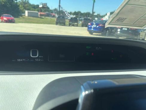 Used 2019 Toyota Prius Limited image 20