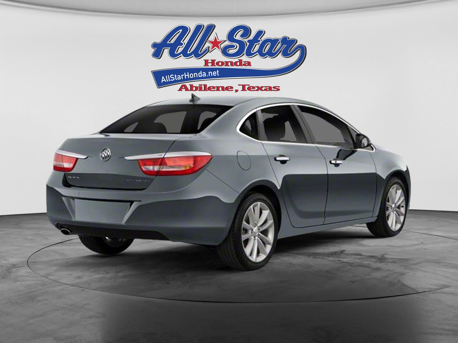 Used 2013 Buick Verano FWD image 2
