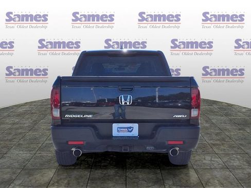 Used 2023 Honda Ridgeline Sport image 6