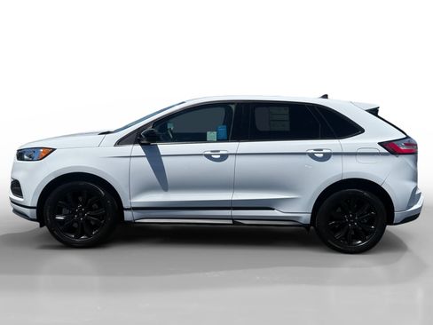 Certified 2023 Ford Edge SE w/ Black Appearance Package AWD/4WD image 2