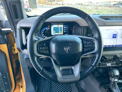 Used 2022 Ford Bronco Wildtrak AWD/4WD image 14