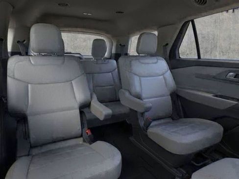 New 2025 Ford Explorer Active w/ Active Comfort Package image 30