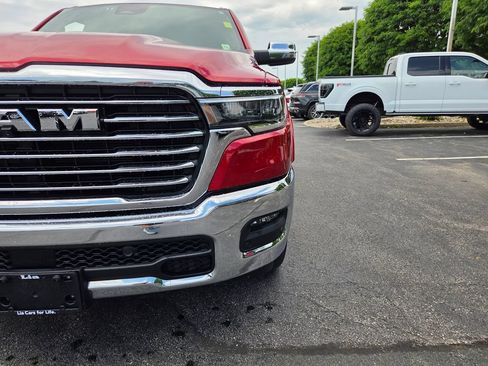 Used 2026 RAM 1500 Laramie AWD/4WD image 10