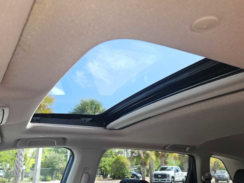 Used 2024 Honda CR-V EX-L image 16