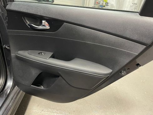 Used 2024 Kia Forte GT-Line w/ GT-Line Premium Package image 12