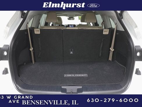Used 2022 Toyota Highlander XLE image 27
