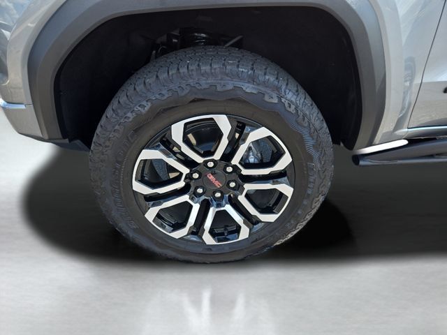 Used 2025 GMC Canyon AT4 w/ Nightfall Edition AWD/4WD image 43