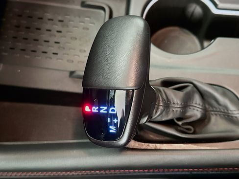 Used 2025 Dodge Durango GT image 25