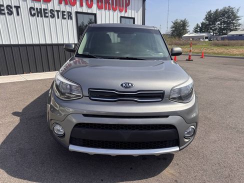 Used 2018 Kia Soul + FWD image 4