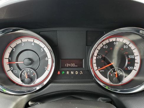 Used 2016 Dodge Grand Caravan SE image 24