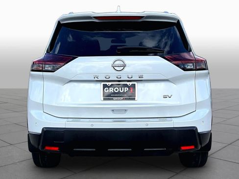 Certified 2024 Nissan Rogue SV w/ SV Premium Package FWD image 5
