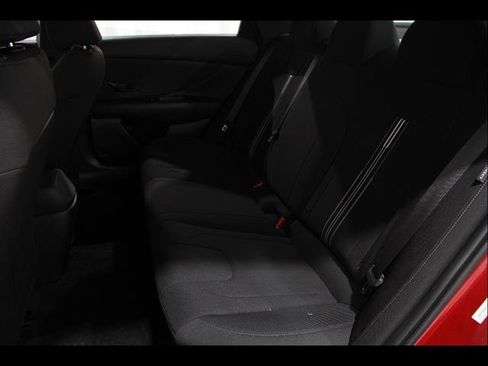 Certified 2025 Hyundai Elantra Sport image 16