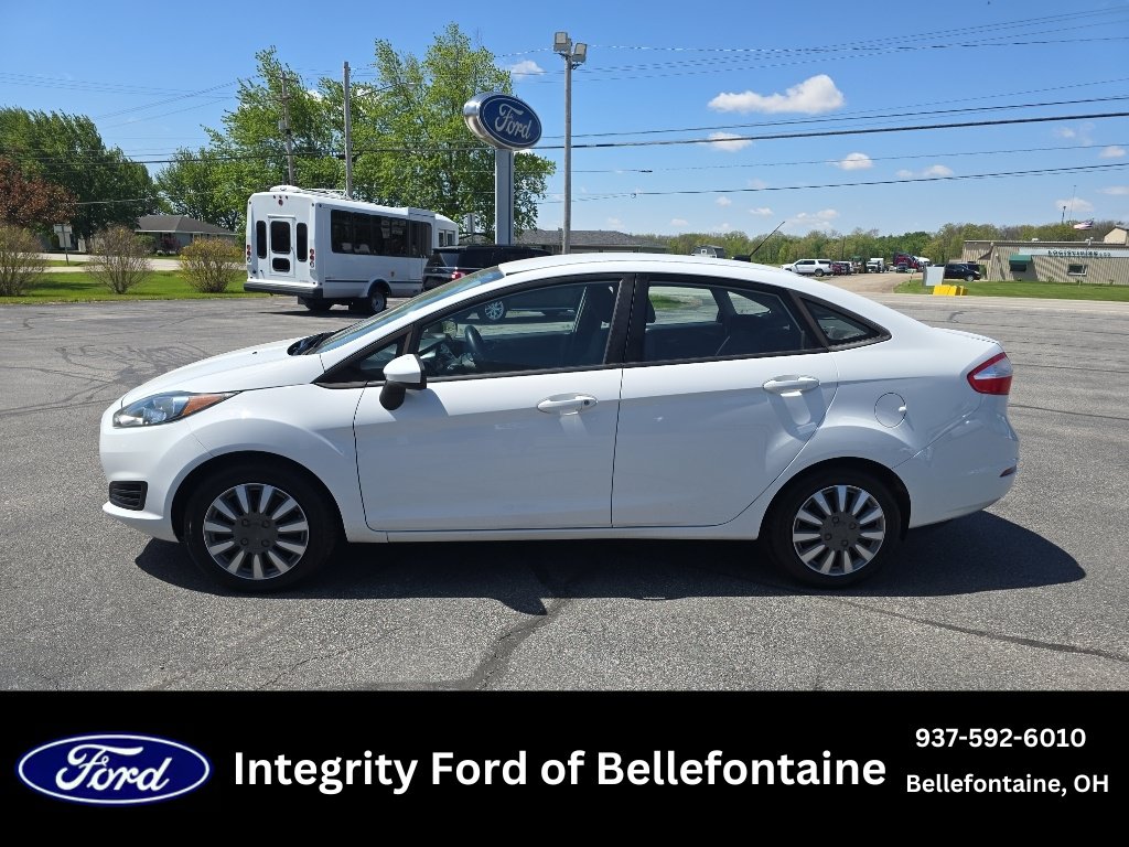 Used 2015 Ford Fiesta S FWD image 1