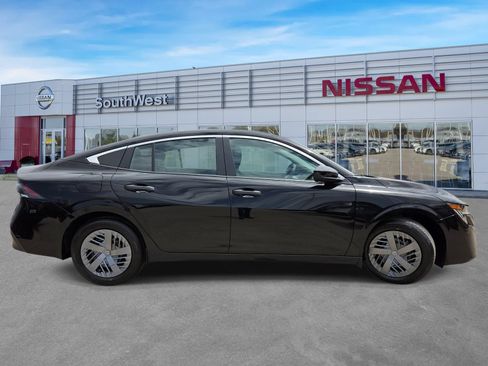 New 2027 Nissan Sentra S w/ S Cold Weather Package FWD image 4