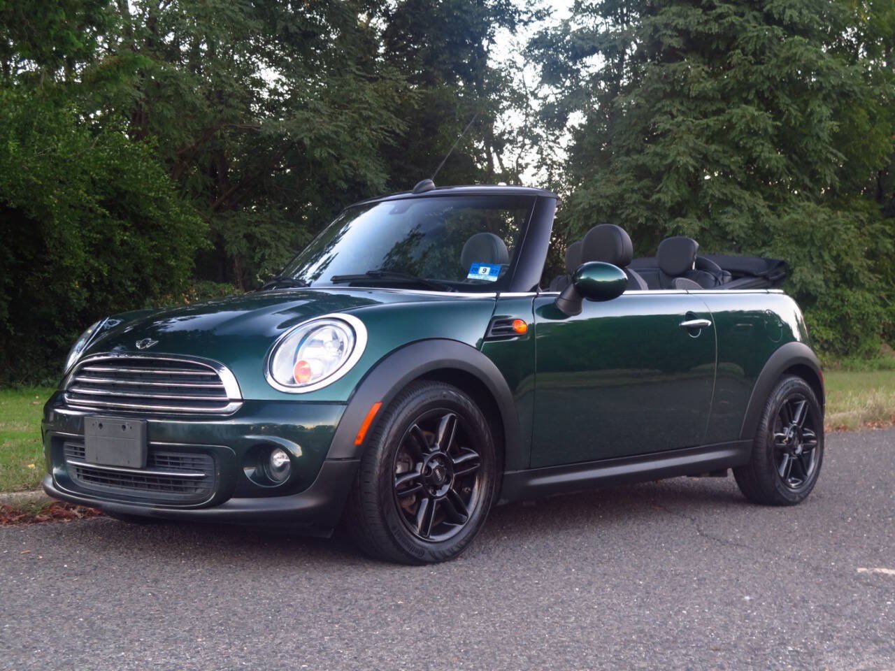 Used 2015 MINI Cooper Convertible FWD image 2