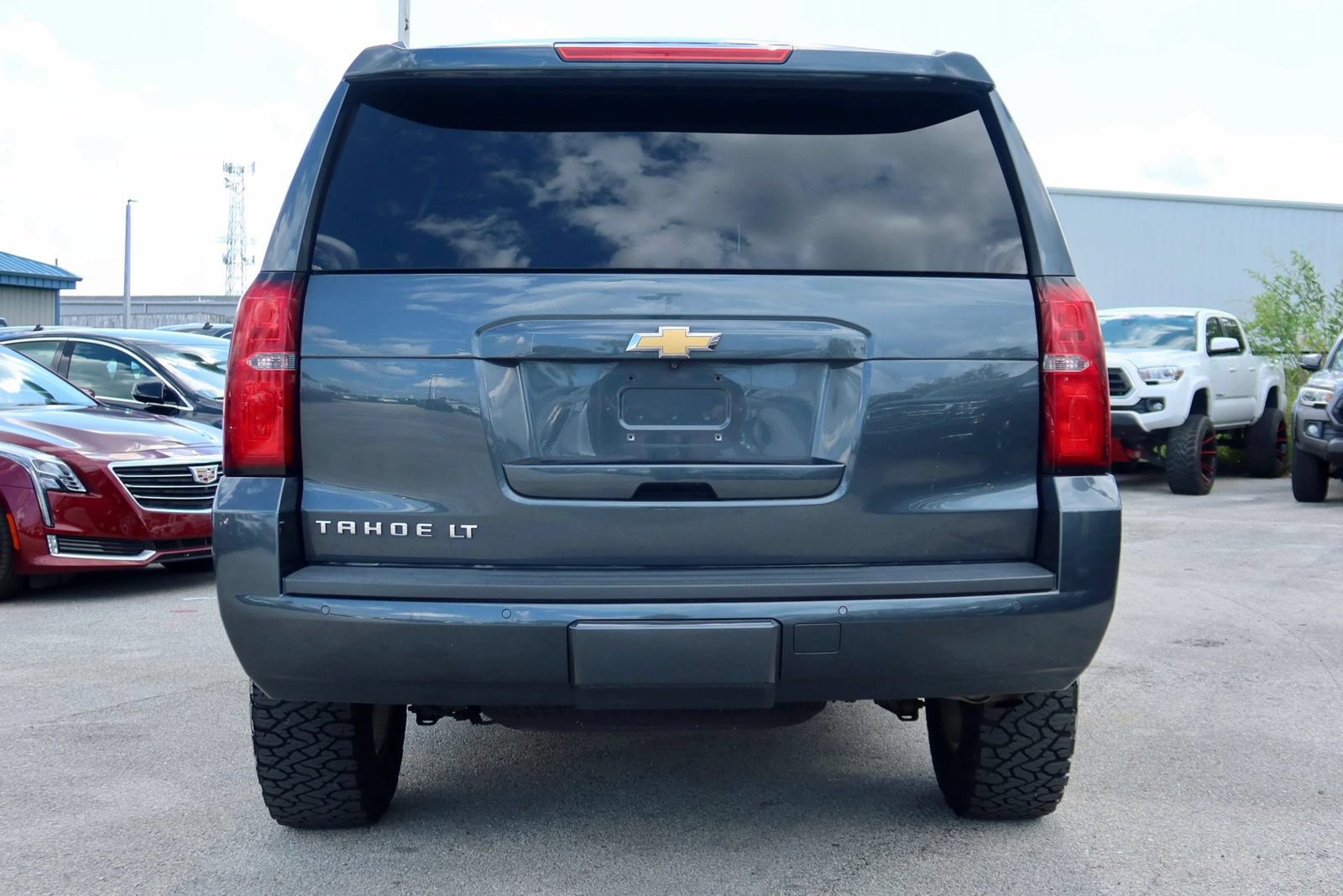 Used 2019 Chevrolet Tahoe LT AWD/4WD image 3