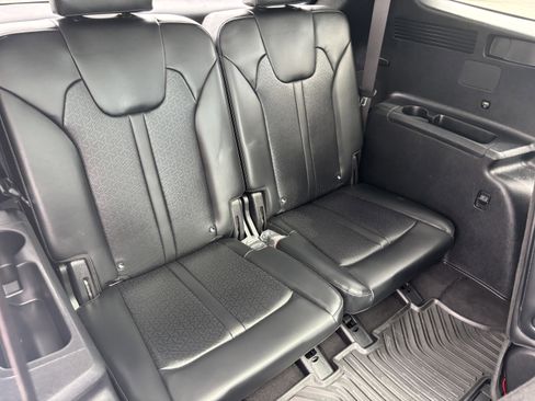 Used 2022 Kia Sorento EX w/ Panoramic Sunroof Package AWD/4WD image 28