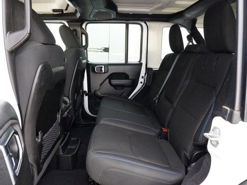Used 2025 Jeep Wrangler Unlimited Rubicon 4xe w/ Safety Group AWD/4WD image 26