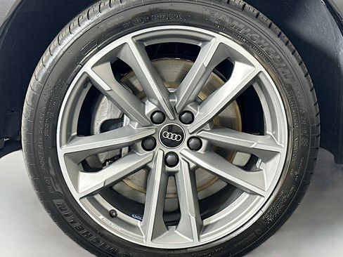 Used 2023 Audi Q3 2.0T Premium w/ Black Optic Sport Package AWD/4WD image 11