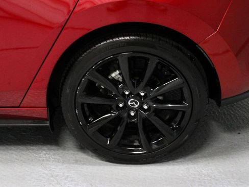 Used 2024 MAZDA MAZDA3 s FWD image 18