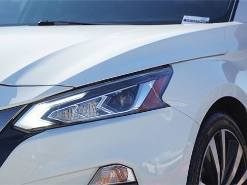 Used 2020 Nissan Altima 2.5 SR image 4