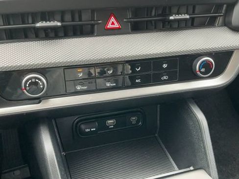 Certified 2023 Kia Sportage LX FWD image 29