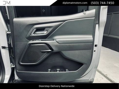 Used 2026 Chevrolet Silverado EV LT AWD/4WD image 29