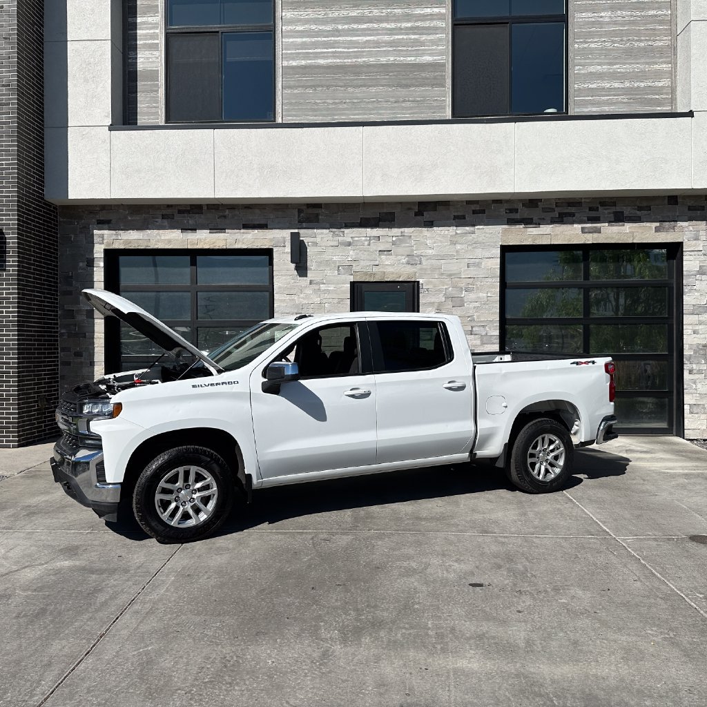 Used 2021 Chevrolet Silverado 1500 LT AWD/4WD image 22