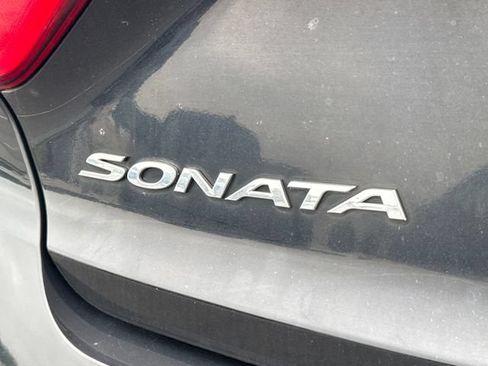 Used 2017 Hyundai Sonata Sport 2.0T FWD image 17