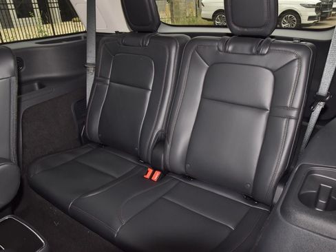 New 2026 Lincoln Aviator Reserve AWD/4WD image 15