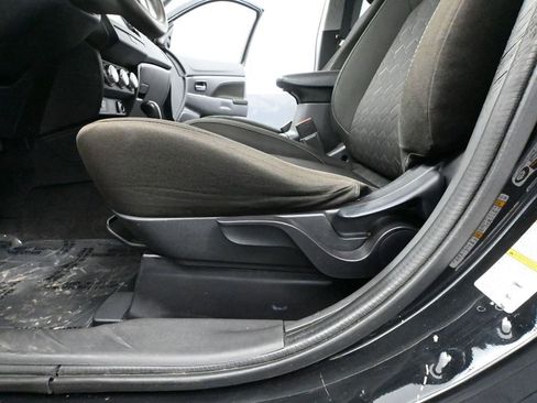 Used 2022 Mitsubishi Outlander Sport ES image 19