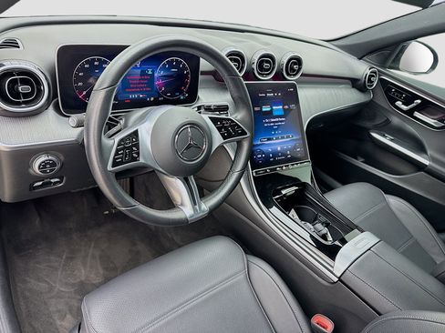 Used 2025 Mercedes-Benz C 300 Sedan image 7