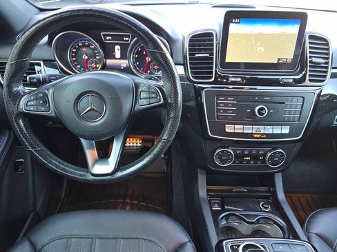 Used 2019 Mercedes-Benz GLE 400 4MATIC image 36