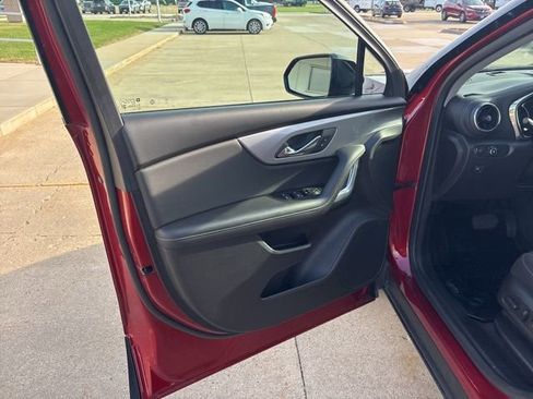 Used 2024 Chevrolet Blazer LT w/ Midnight/Sport Edition image 11