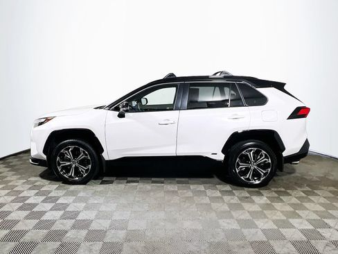 Certified 2025 Toyota RAV4 XSE w/ Weather Package AWD/4WD image 4
