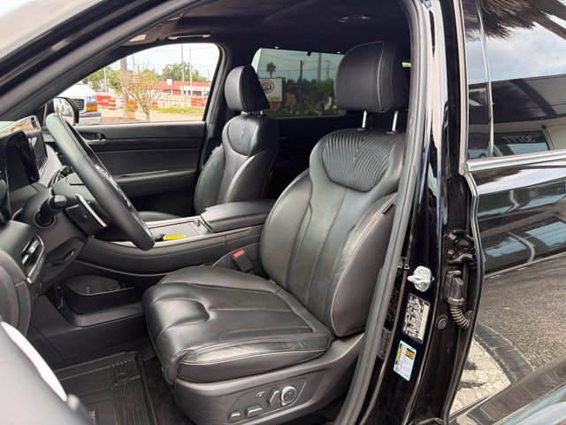 Used 2024 Hyundai Palisade Calligraphy FWD image 11