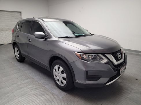 Used 2017 Nissan Rogue S image 13