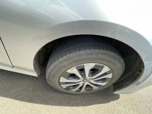 Used 2019 Toyota Prius LE w/ Carpet Mat Package AWD/4WD image 3