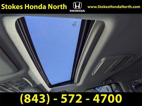 Used 2015 Honda Pilot Touring image 22