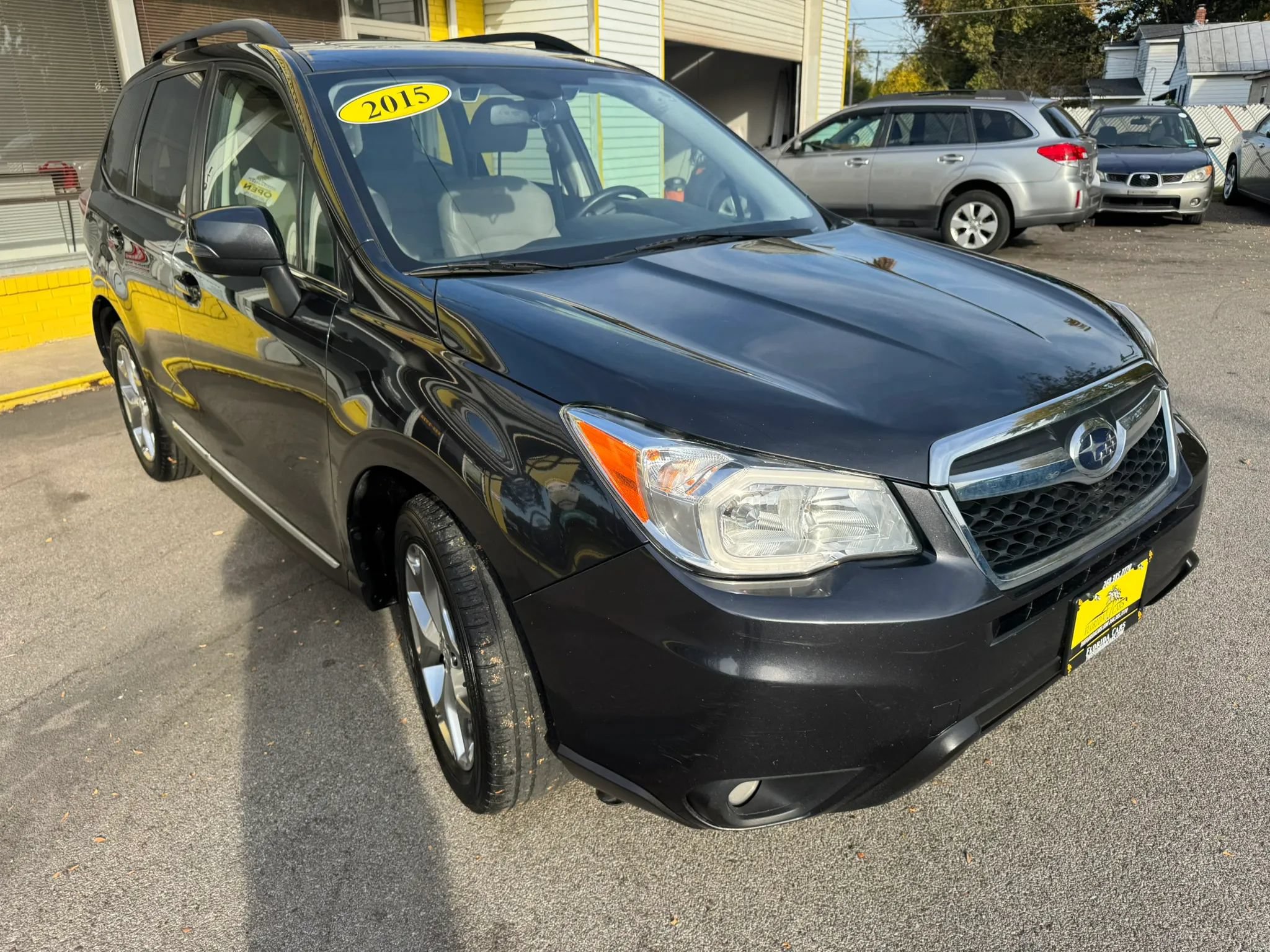 Used 2015 Subaru Forester 2.5i Touring w/ Eyesight & Navigation System AWD/4WD image 12