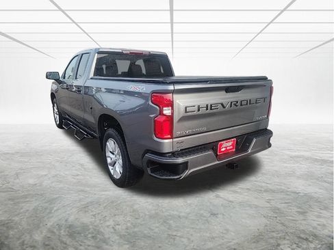 Used 2021 Chevrolet Silverado 1500 Custom AWD/4WD image 3