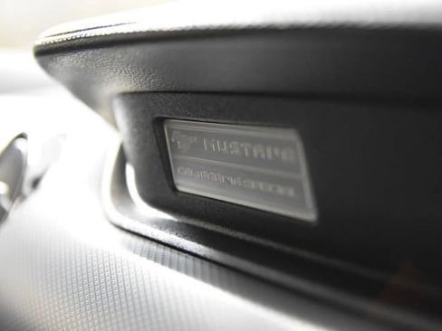 Used 2017 Ford Mustang GT Premium w/ Equipment Group 401A RWD image 35